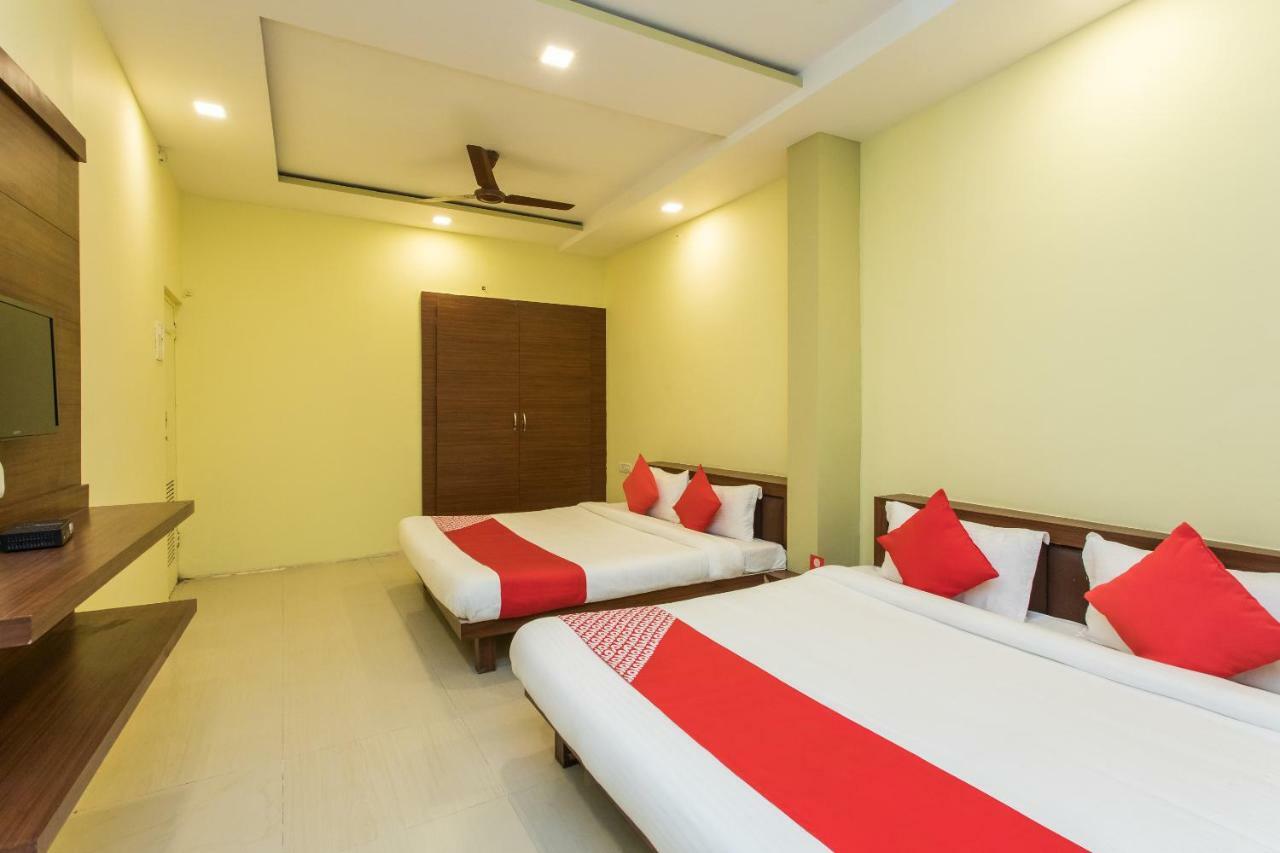 Oyo 17161 Hotel Mahalaxmi ウッジャイン エクステリア 写真