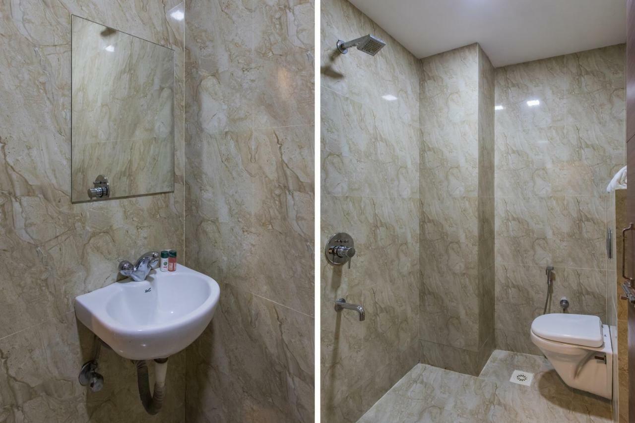 Oyo 17161 Hotel Mahalaxmi ウッジャイン エクステリア 写真