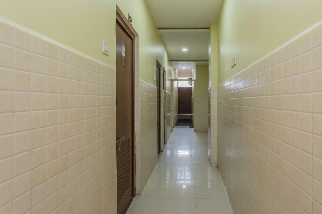 Oyo 17161 Hotel Mahalaxmi ウッジャイン エクステリア 写真